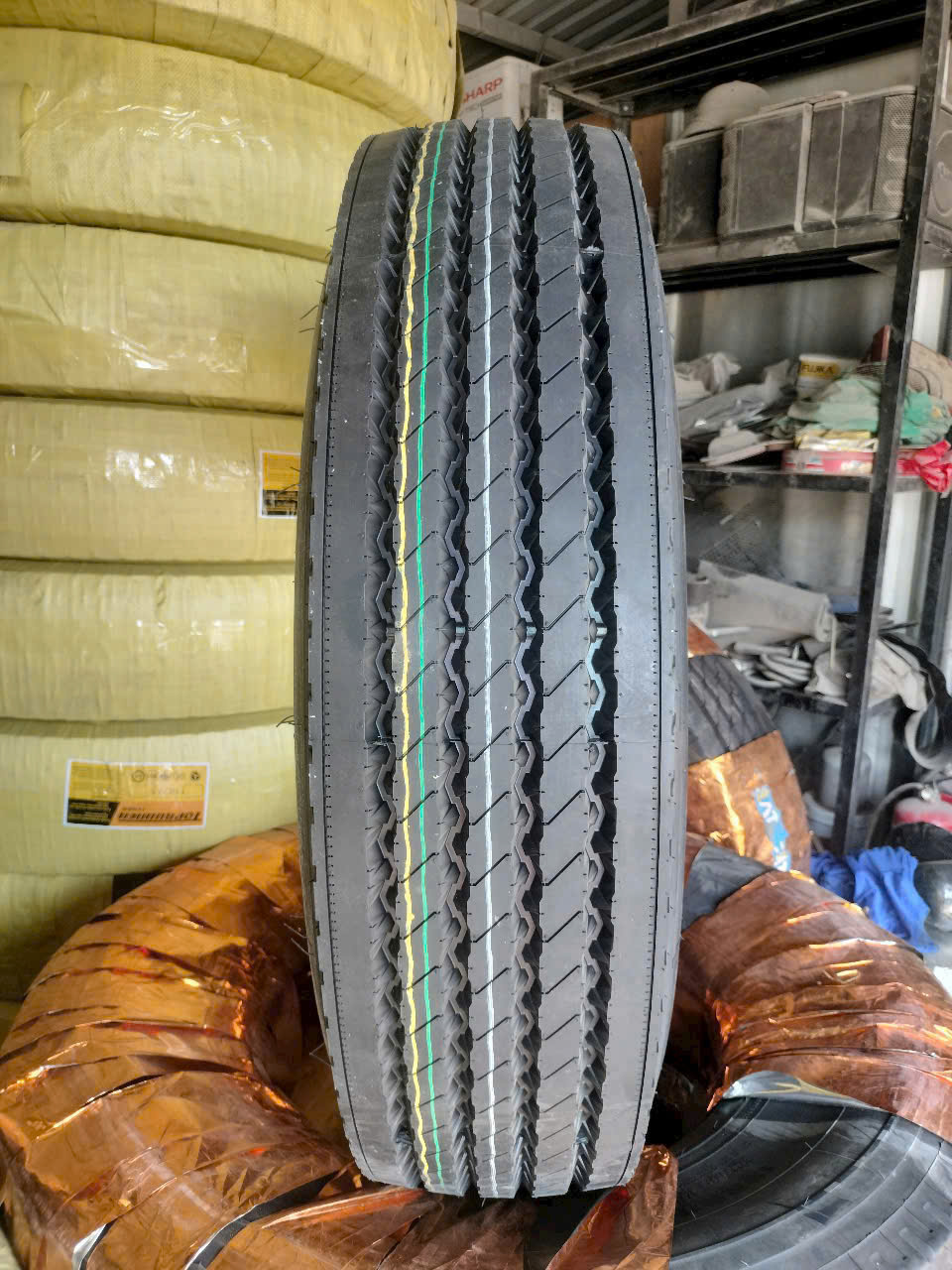 Ưu điểm của lốp xe TOPRUNNER 975 - size 11R22.5