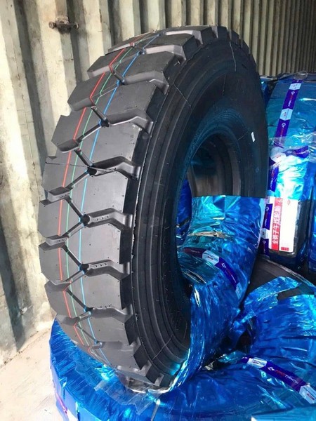 Chi tiết về lốp xe size 12r20 CONSTANCY YL809