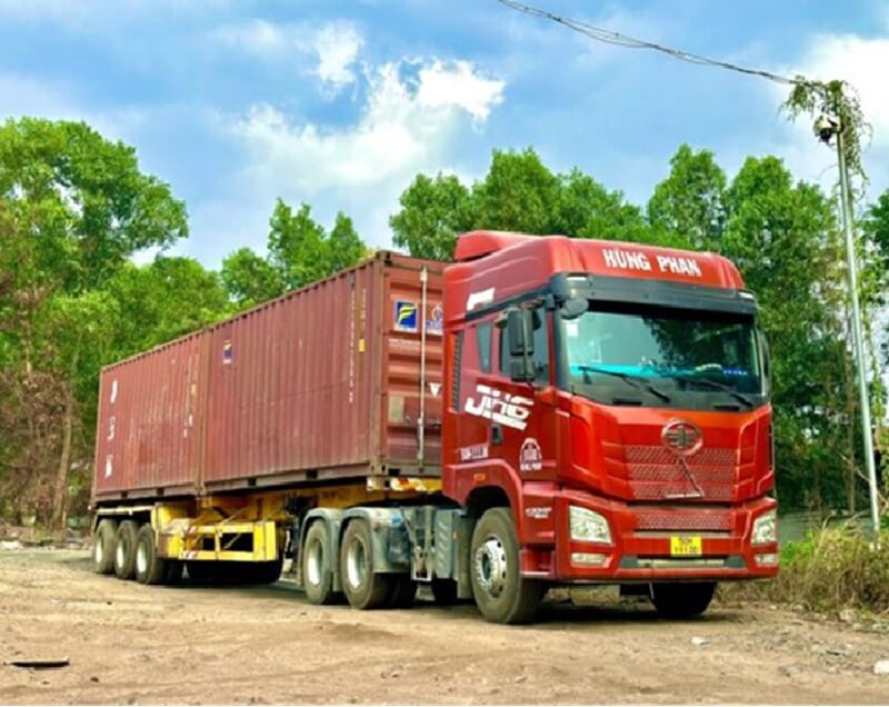 Lốp Xe Hùng Phan - người bạn đồng hành trên mọi nẻo đường